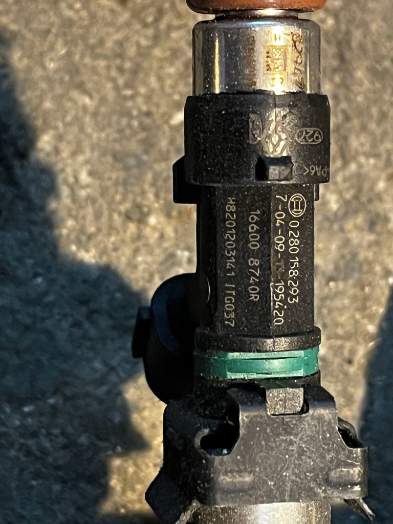 23 SINA INJECTOR RENAULT 0280158293 166008740R Product image