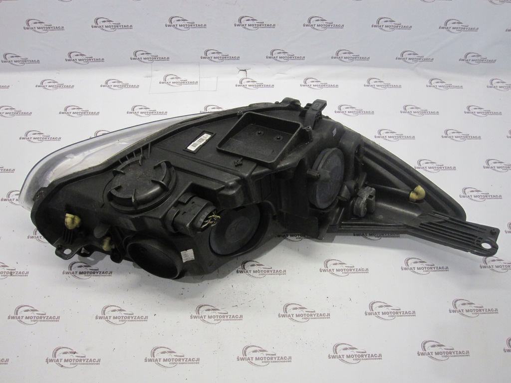 Ford Focus MK3 III 12R Lampa frontală stânga BM51-13W030-SB Engleză Product image