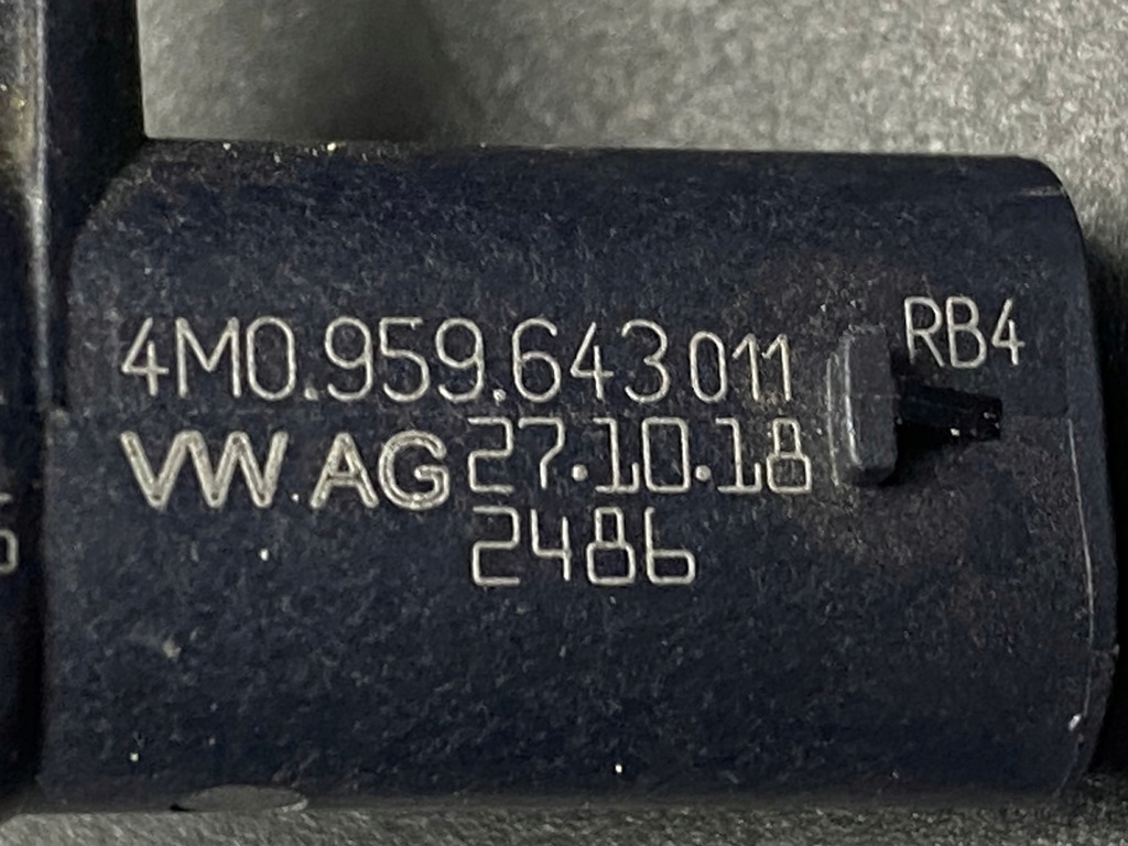Senzor de impact AUDI OE 4M0959643 Product image