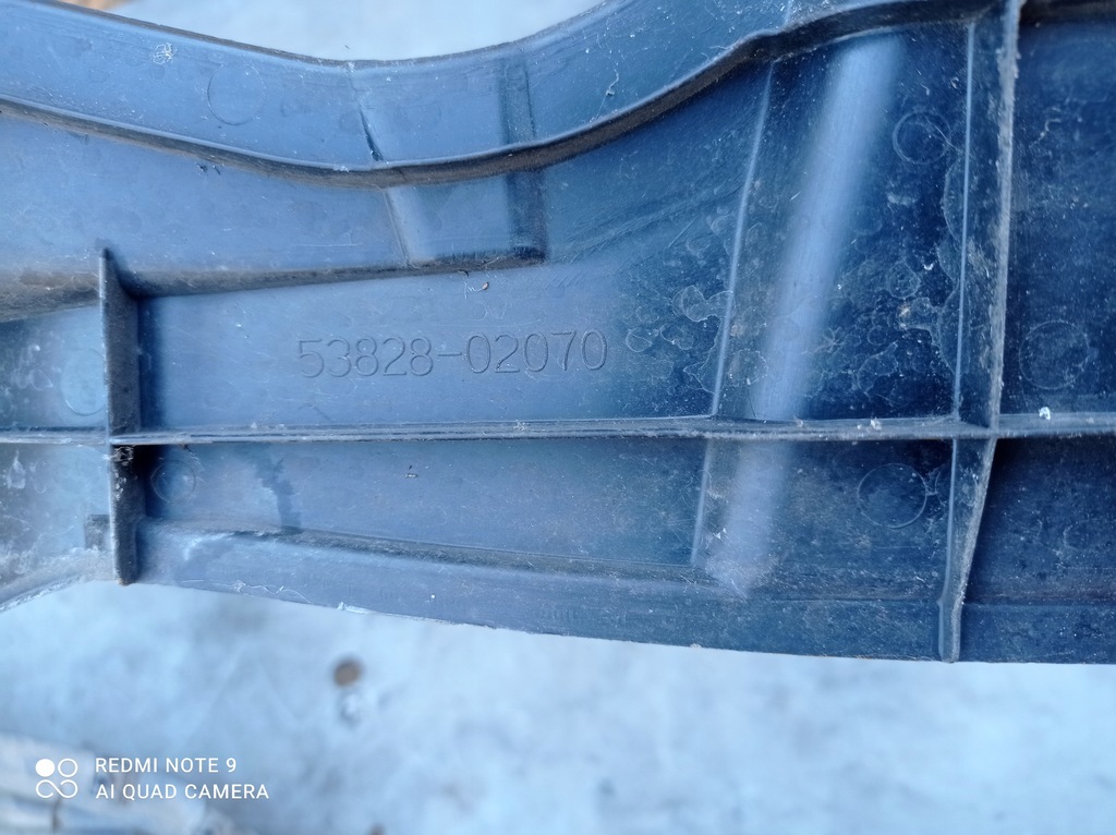 Capac Aripa Stânga Toyota Auris I 53828-02070 Product image