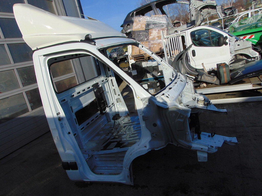 RENAULT MASCOTT LIFT 03-10 CADRU CAROSERIE CABINA Product image