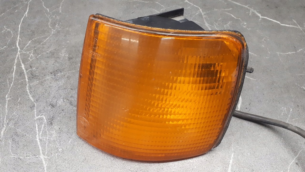 357953049 semnalizare stanga VW Passat B3 92 Product image