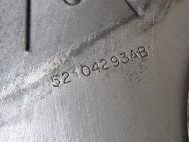 Cherokee Liberty KJ LIFT 2.4 Flanșă benzină 52104293AB Product image