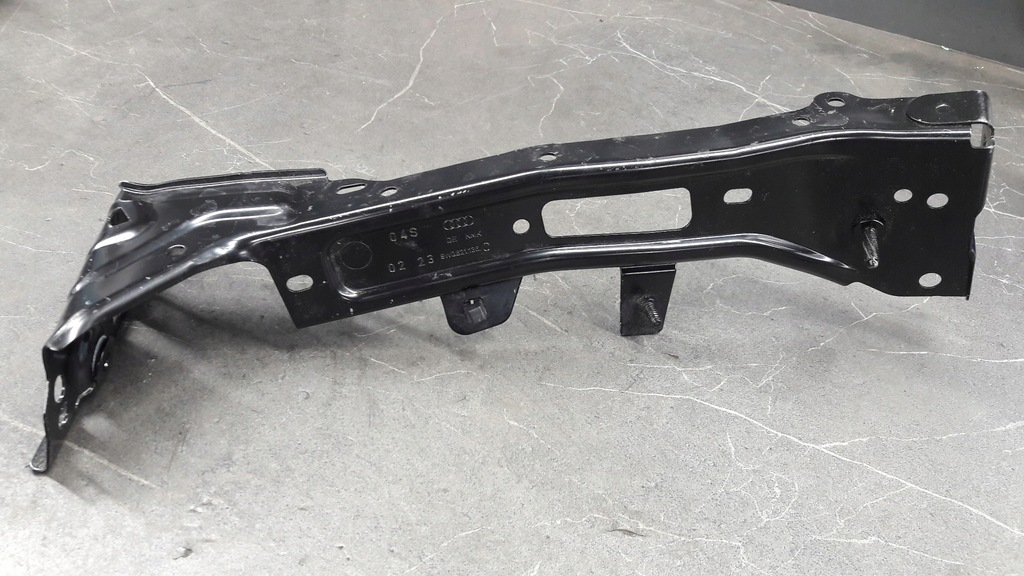 8W0821136C Audi A4 B9 8W Handle Support Bloter Fixarea dreaptă în față Product image