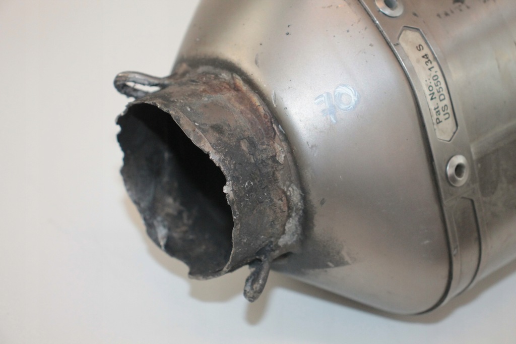 YAMAHA R1 02-03 RN09 TOBA DE ESCAPAR AKRAPOVIC Product image