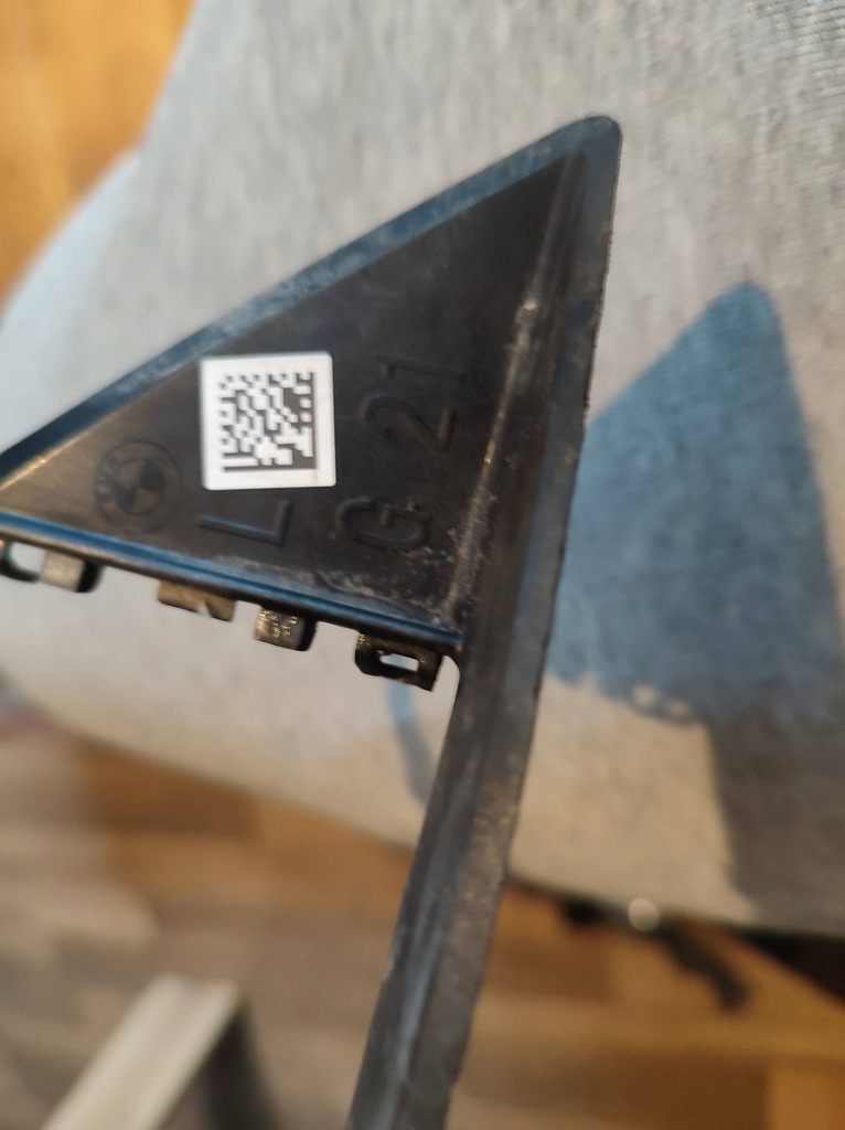 Fixarea diapozitive a absorbantului de protecție spate stânga BMW 3 G21 Stație vagon org Product image