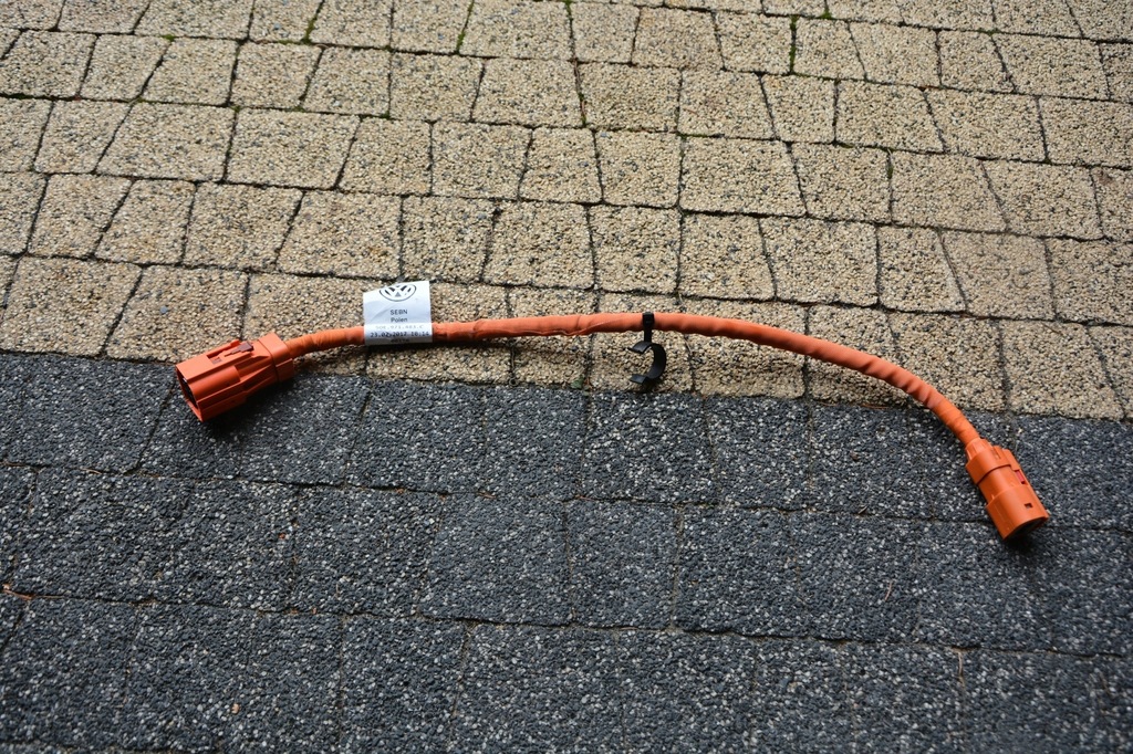 CABLE DE ALIMENTARE VW eGOLF 7 5QE971483C Product image