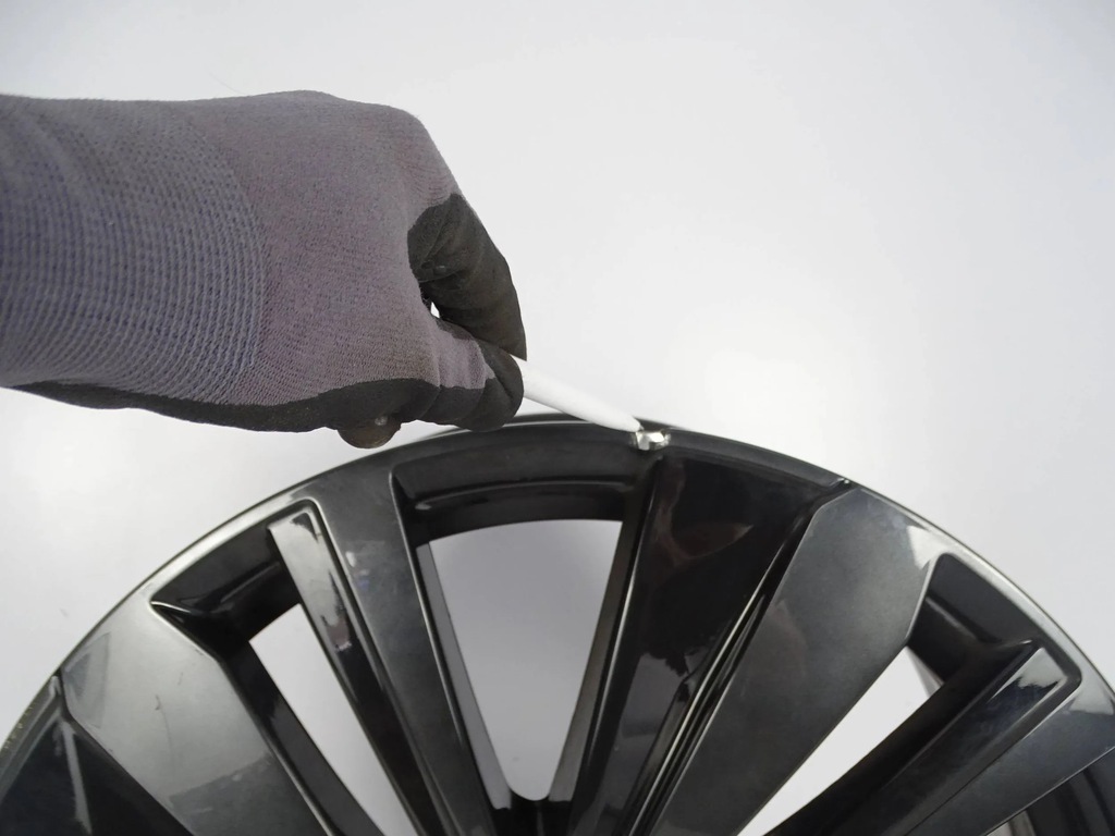 JANTE PEUGEOT 7 j x 19 H2 CH5 38 9809685477 Product image