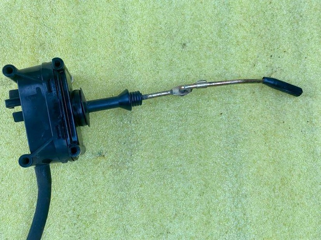 Mercedes-Benz W124 Servomotor de inchidere centralizata Product image