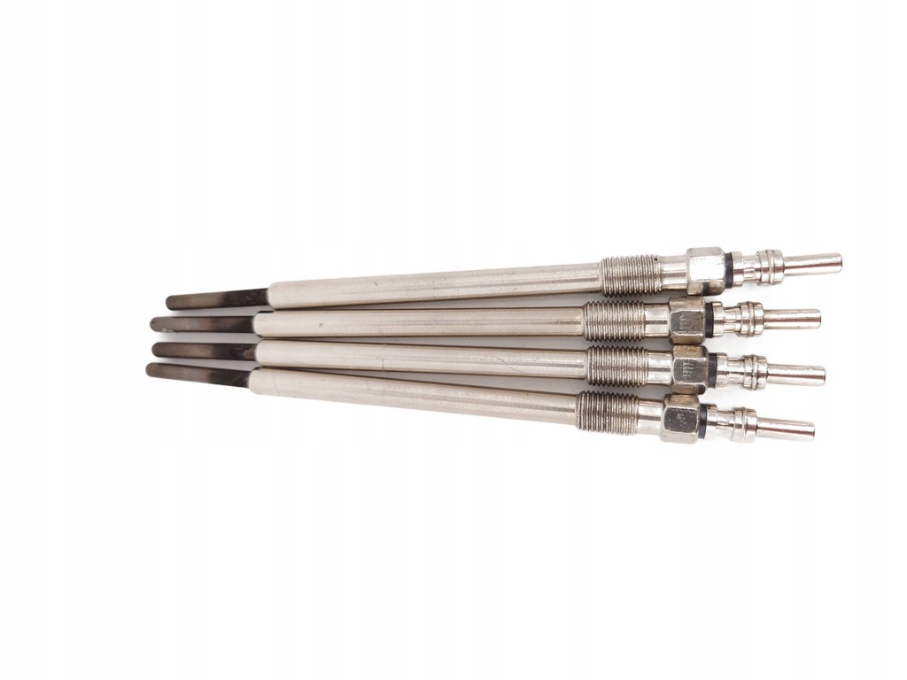 TAKPART Set de 4 bujii incandescente Product image