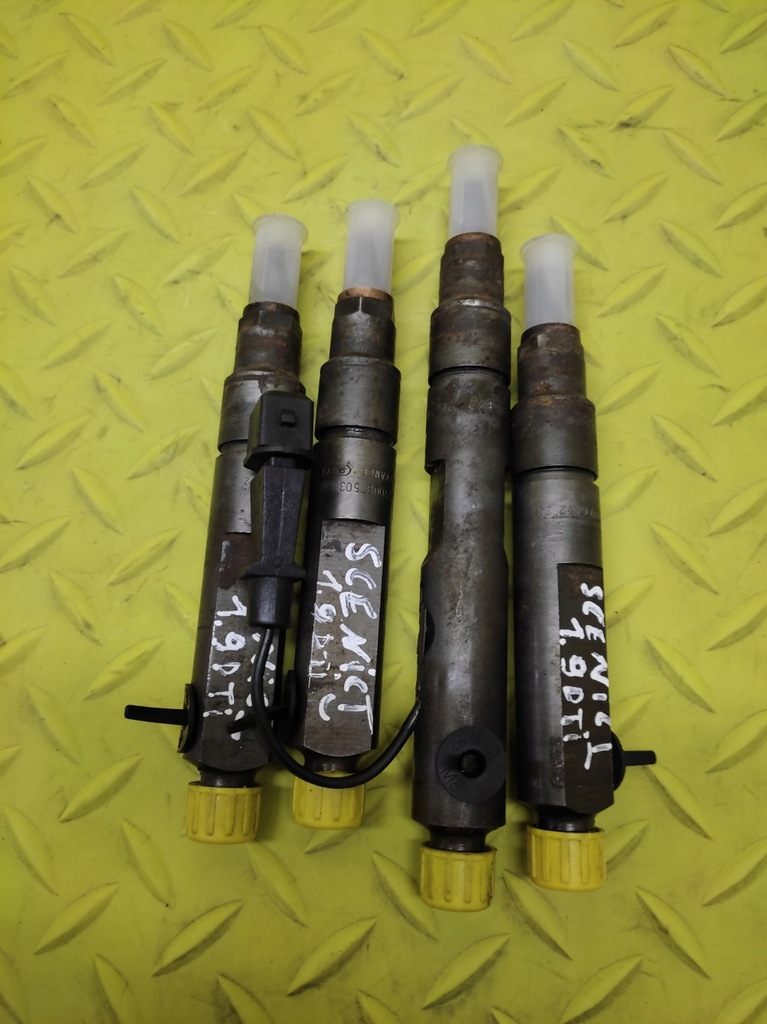 INJECTOR RENAULT SCENIC 1.9 DTI 0432193753/4 Product image