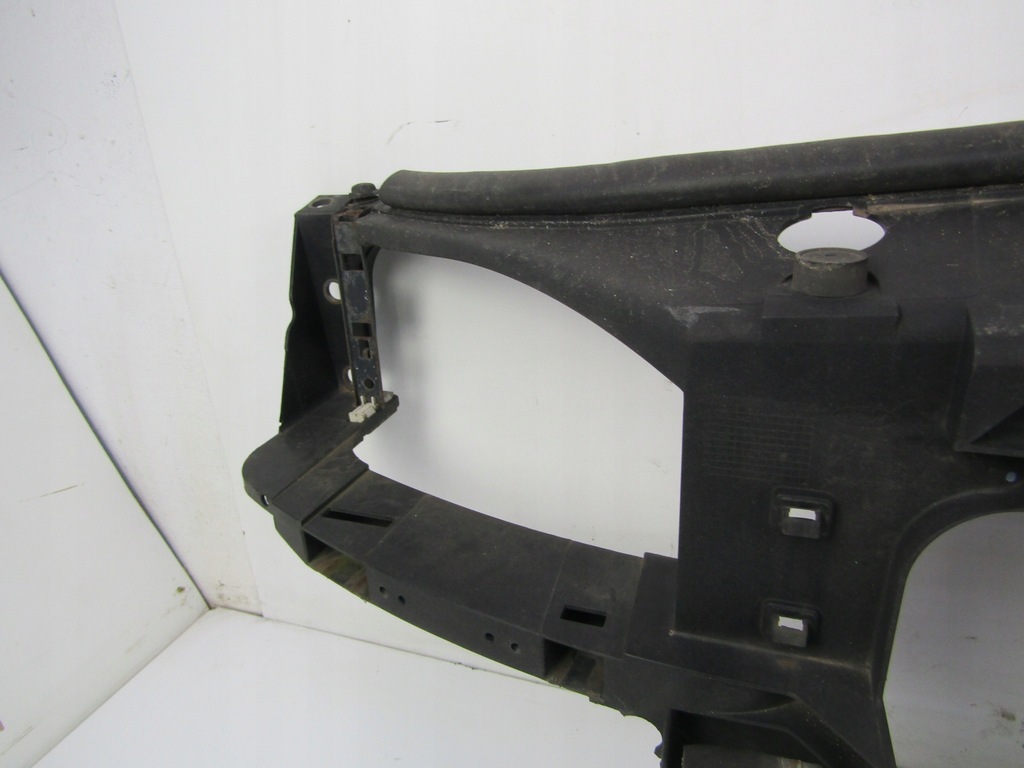 Ford Mondeo MK3 Cert din față Armare față 00-03 5D 2.0TDCI Product image