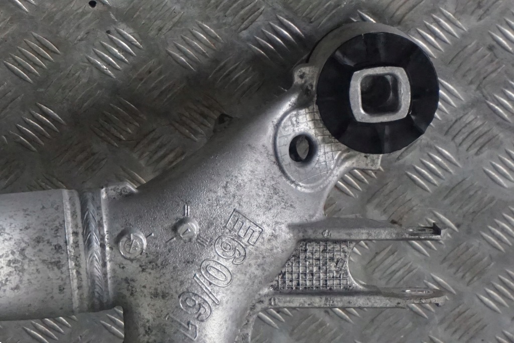 BMW E60 Carucior Sled Beam Cradle Spate Product image