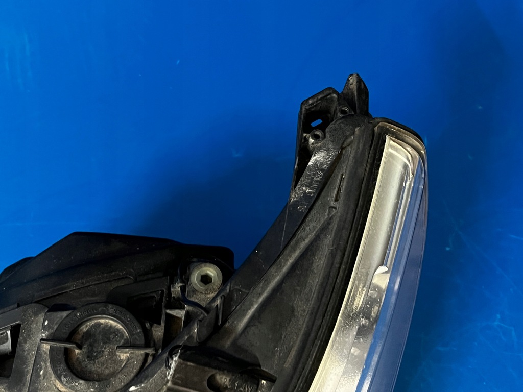 DIRECȚIE BI XENON D1S DINAMIC BMW E60 E61 EU HELLA Product image