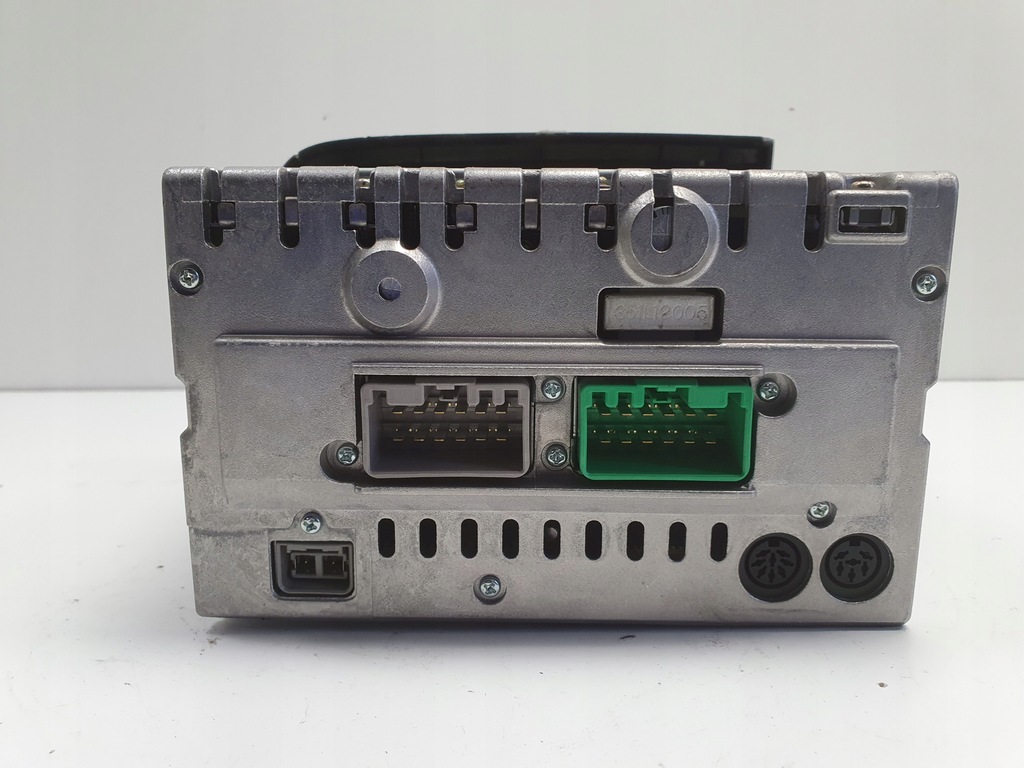 Volvo S60 I V70 II XC70 RADIO CD Radioodtwarzacz HU-601 9496564-1 Product image