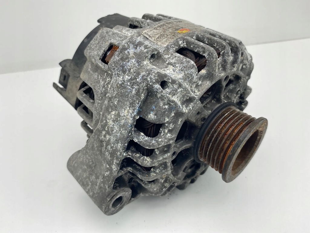 Mercedes W210 W211 W639 ALTERNATOR A0131548002 Product image