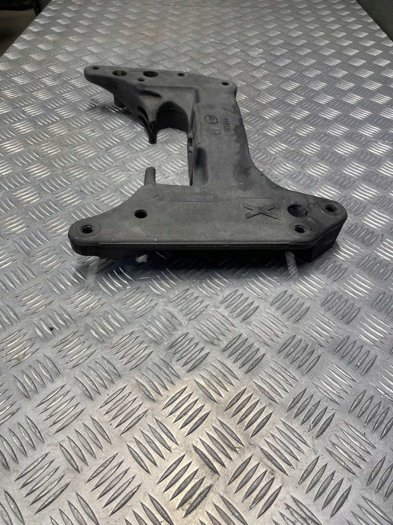 BMW G20 G21 I3 SUPORT CUTIE LEAP 9485333 Product image