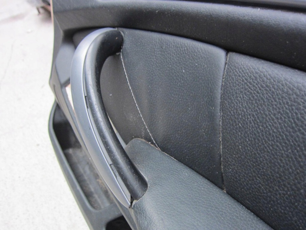 BMW X5 E53 UŞĂ LATERALĂ FAŢĂ DREAPTA FAŢĂ DREAPTA PIELE NEGĂ Product image