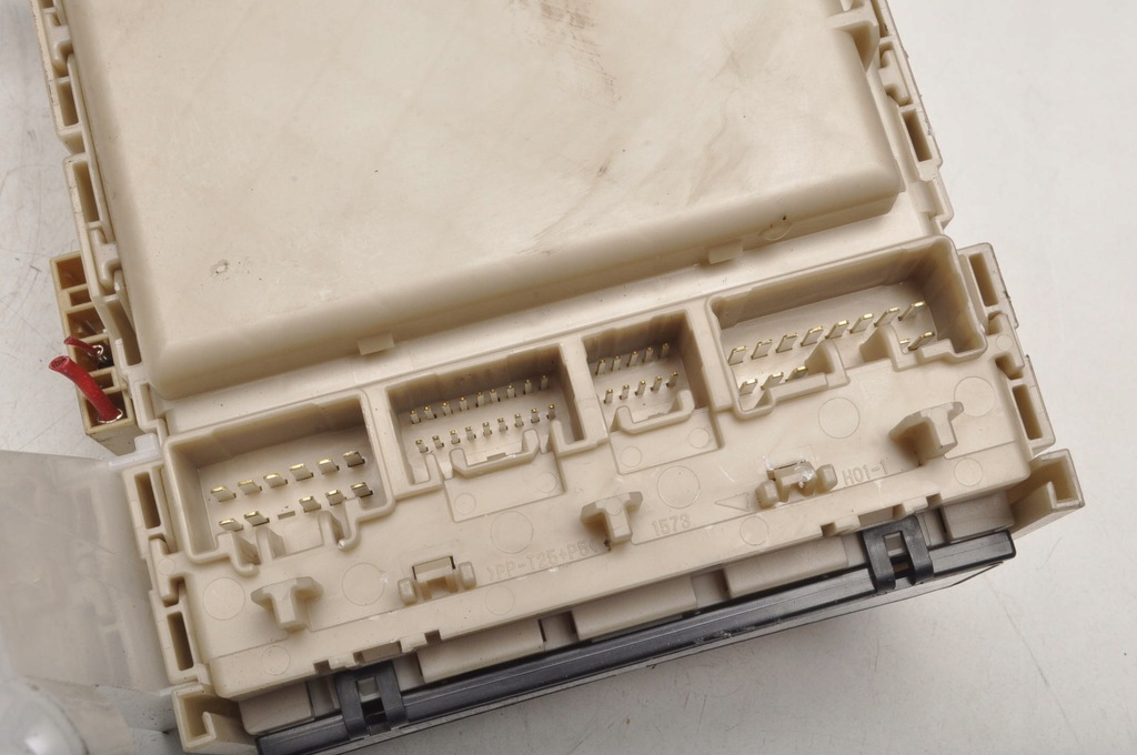 TOYOTA AVENSIS T27 2.0 D-4D CUTIE BSI MODUL 82730-05C80 Product image