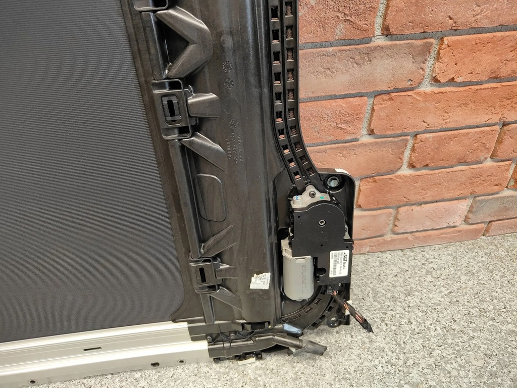 Bmw X1 F48 Panorama Trapă din sticlă Trapă Oem 8064677 7445467 Product image