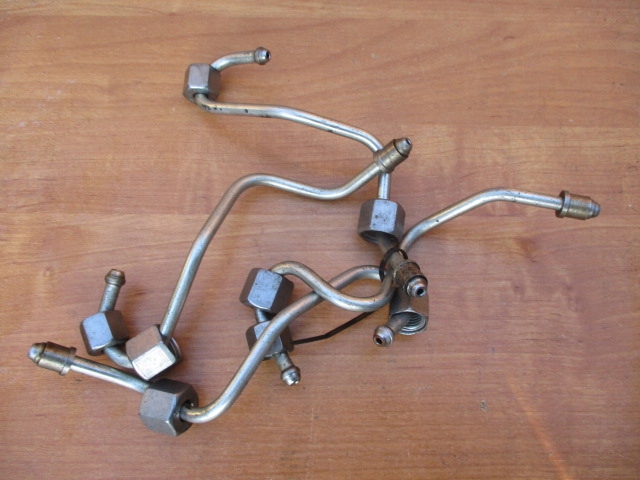 TUBA INJECTOR RENAULT 1.6 DCI 0445110414 Product image