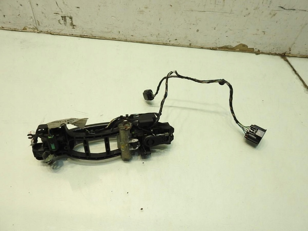 MÂNER UȘĂ STÂNGA FAȚĂ G6 FORD MONDEO MK4 IV LIFT 6G9T-14A631-AF Product image