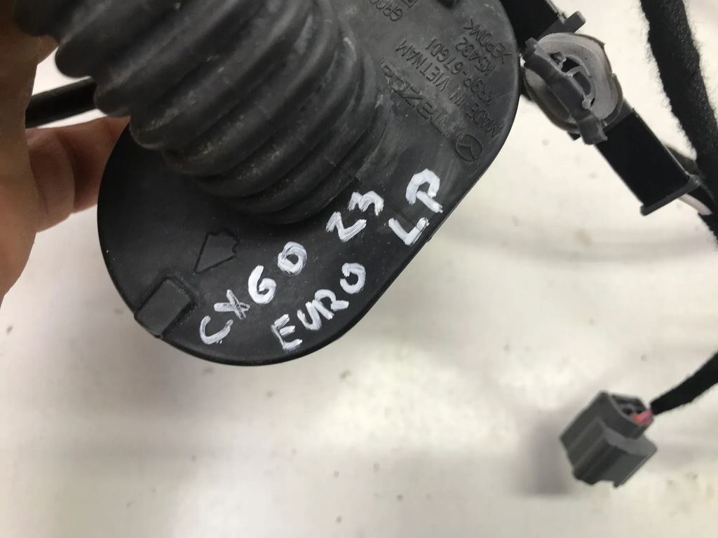 MAZDA CX-60 CX60 2023 WIĄZKA INSTALACJIA DRZWI LEWY PRZÓD KCLR67190A EUROPA Product image