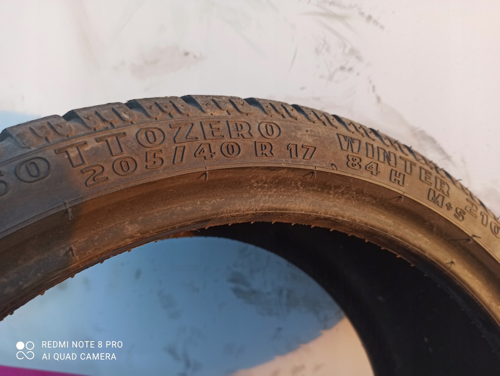 Anvelopă Pirelli Winter 210 SottoZero 205/40R17 84H 5,1 mm Product image