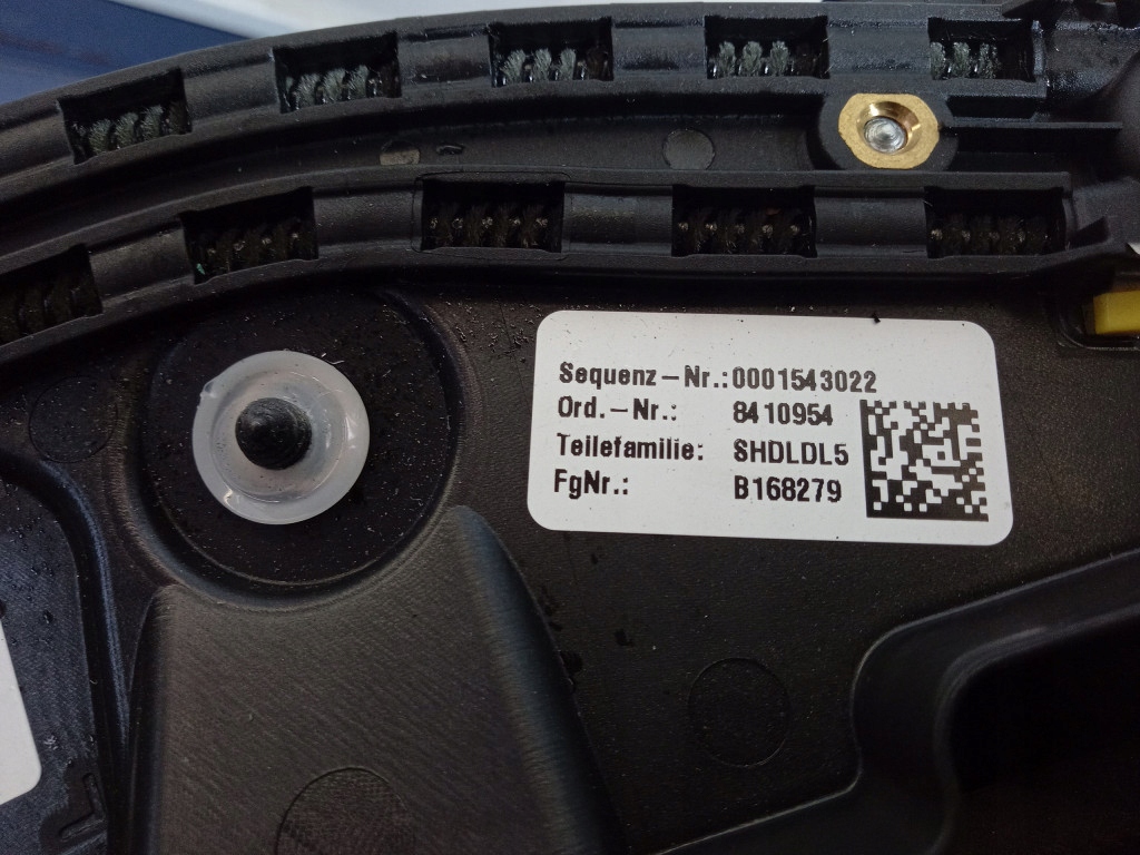 BMW G30 5 TRAPOZ 8067930 Product image