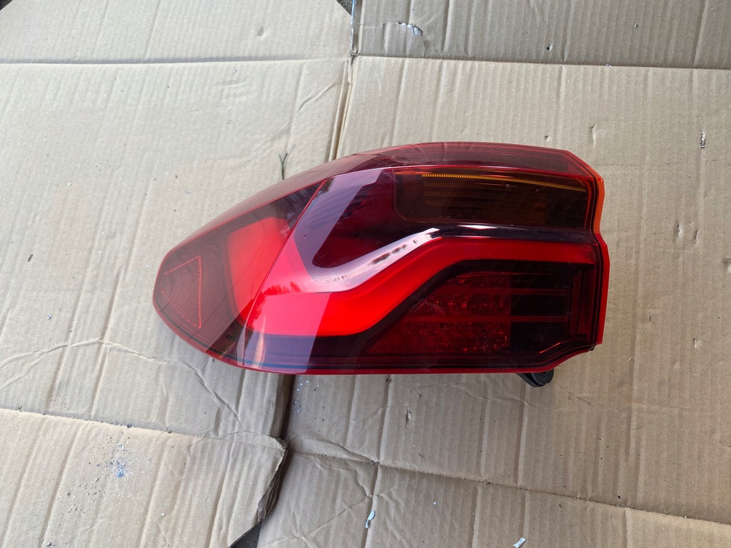 LAMPĂ SPATE STÂNGA SPATE STÂNGA 9881161 BMW F39 X2 LED EUROPA ORIGINAL Product image