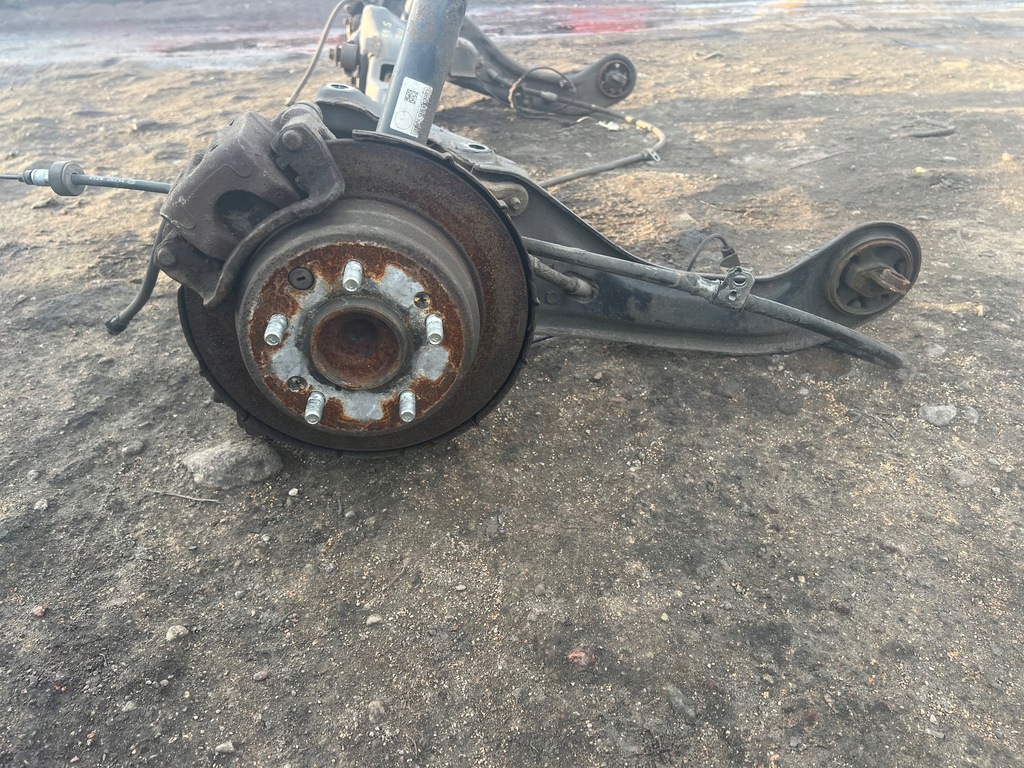Kia Sportage III 1,7 CRDI Sanki Suspensie balabilă spate 55410-3U800 Product image