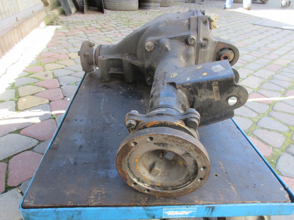 NISSAN TERRANO I 86-96 3D 2.4i Z24i DIFERENTIAL FATA AXIE Product image