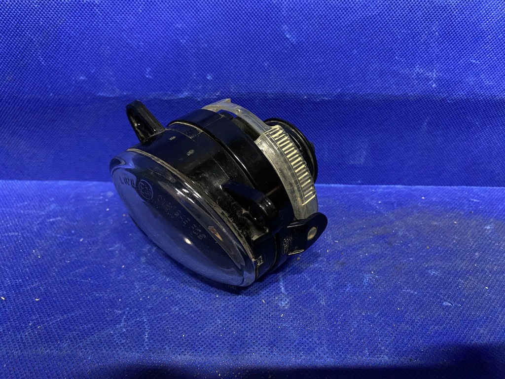 VW MULTIVAN T5 04-09 HALOGEN FATA STÂNGA HELLA 271.247-05 Product image