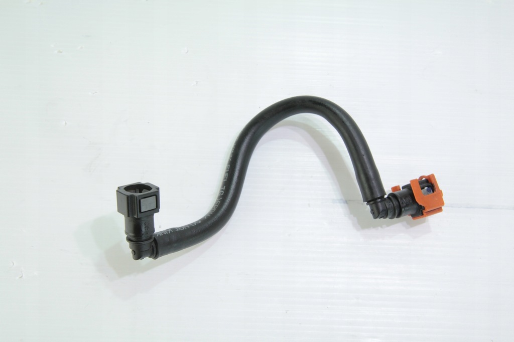 YAMAHA R1 RN12 04-06 CONDUCTA DE CARBURANT Product image