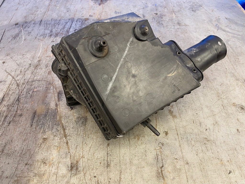 Renault Espace 4 IV 2.0 Carcasă de filtru de aer DCI 8200384328 Product image