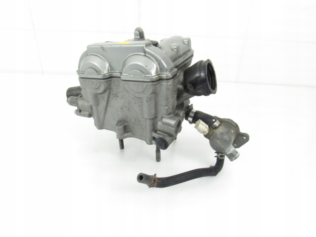 Set cap spate + supape + role pentru Suzuki Gladius 650 Product image