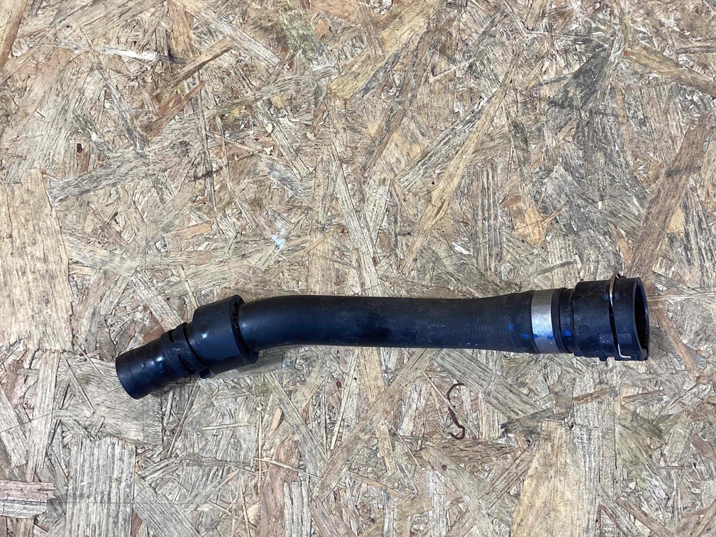 TUBA FURTUN APA DE RĂCIRE ​​Porsche Macan 95b121049q Product image