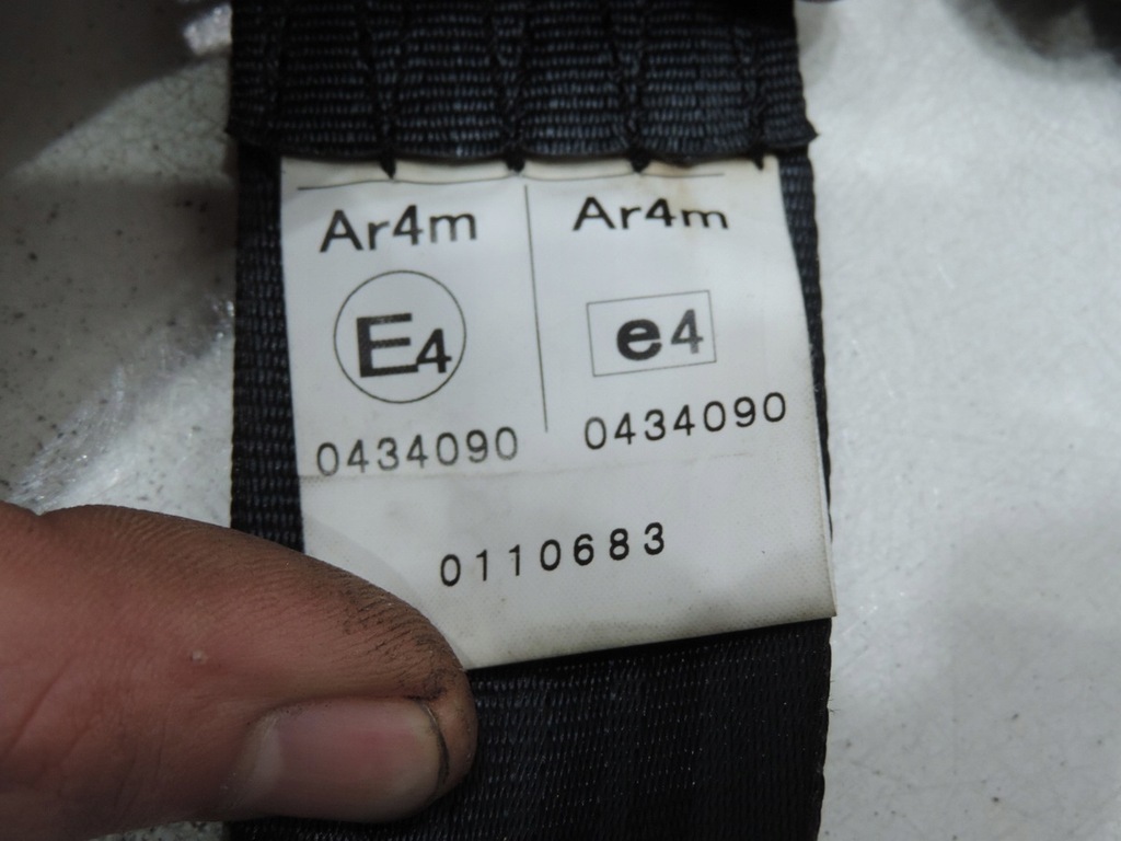 PAS BEZPIECZEŃSTWA PRAWY TYŁ III RZĄD MAZDA 5 I Product image