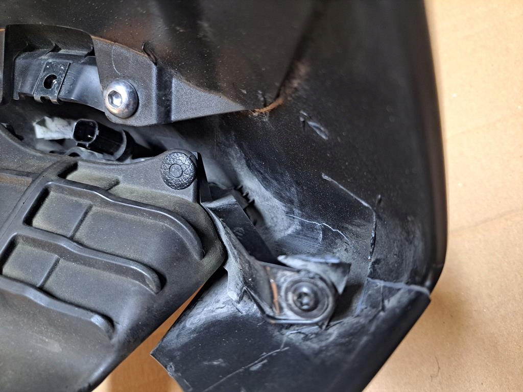 TRIUMPH SPEED TRIPLE 1050 RS 18-20R CAPAC + STICLA Product image