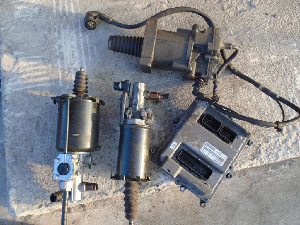 OM TGA Suspension Reser SET SIUATA TERMINALUL HUBULUI, COLOND, PODE Product image