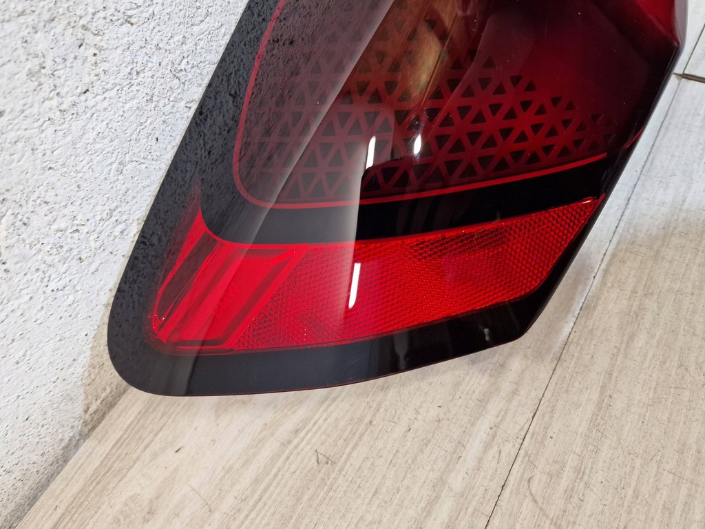 LAMPĂ SPATE STÂNGA ÎN APARĂ ECE EUROPA HIGH BMW U11 X1 9465351 Product image