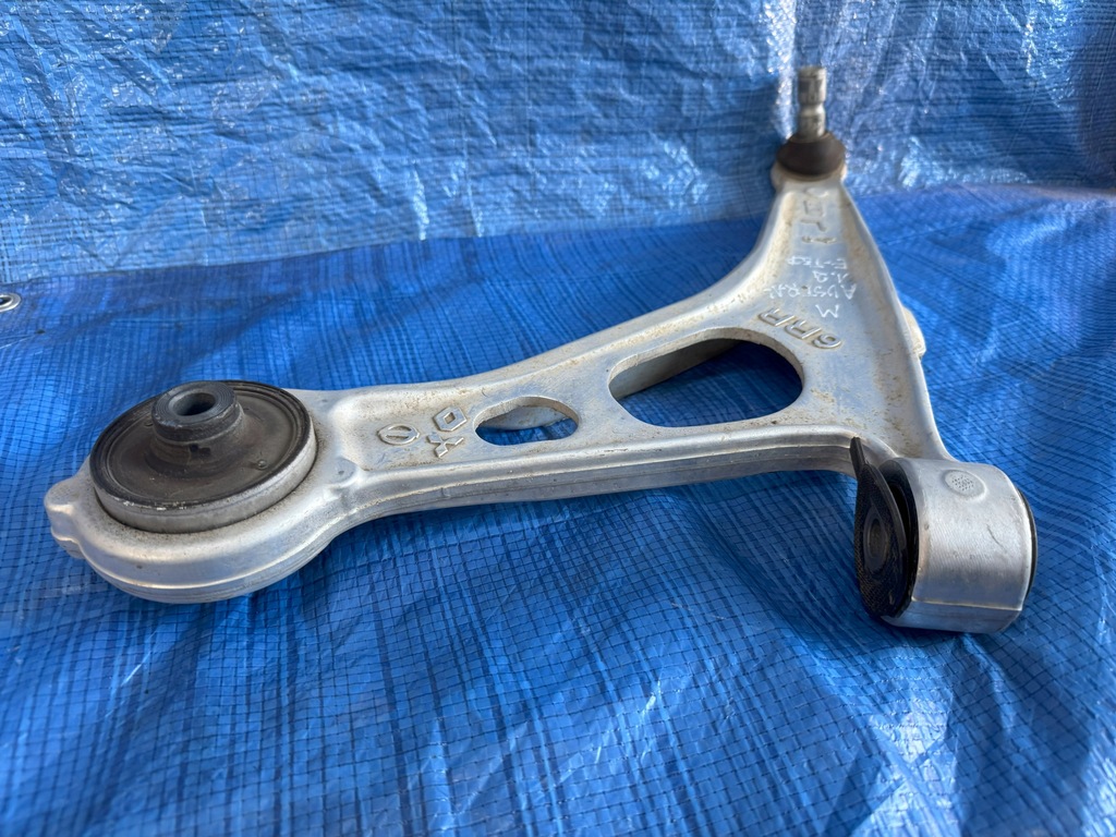 Swingarm stânga Renault Austral 1.2 E-Tech Product image