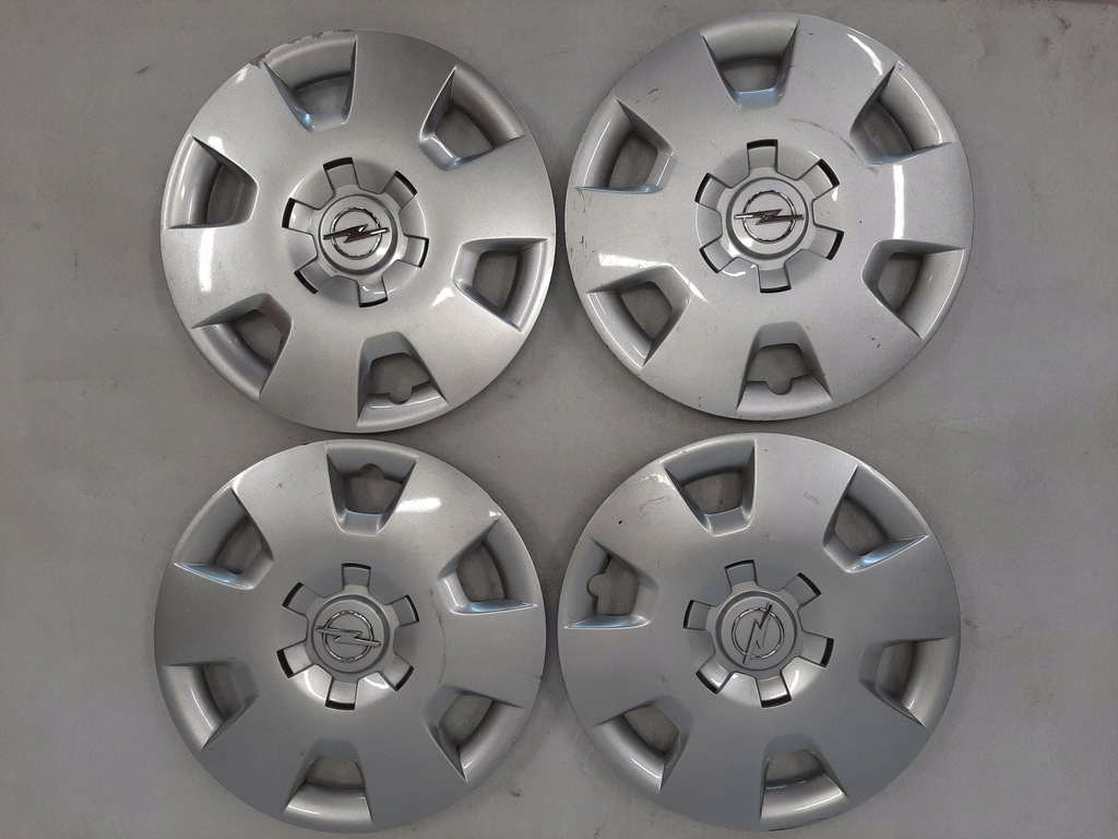 HUBCAPS 15'' OPEL MERIVA A 13211441 Product image