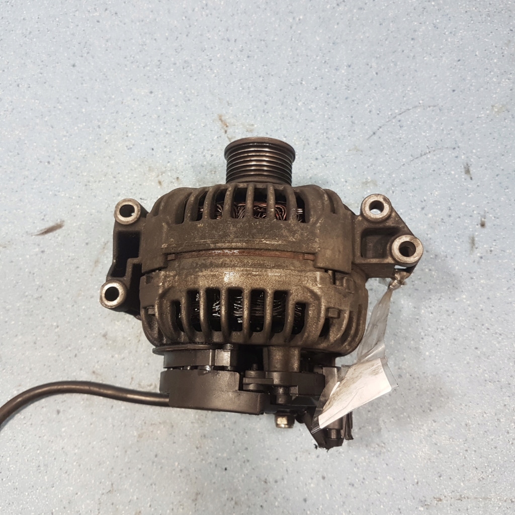 MERCEDES-BENZ W211 4.0 CDI ALTERNATOR 0124625017 Product image