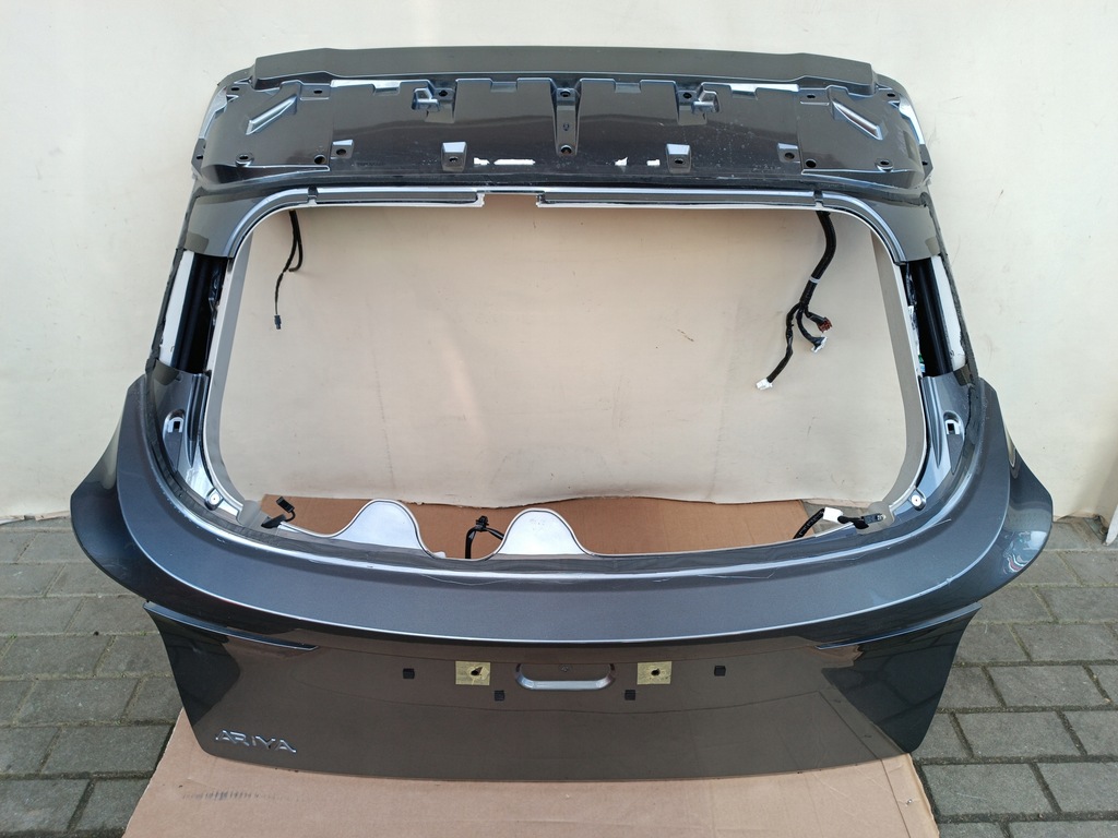Nissan Ariya Capcana din spate dreaptă Product image