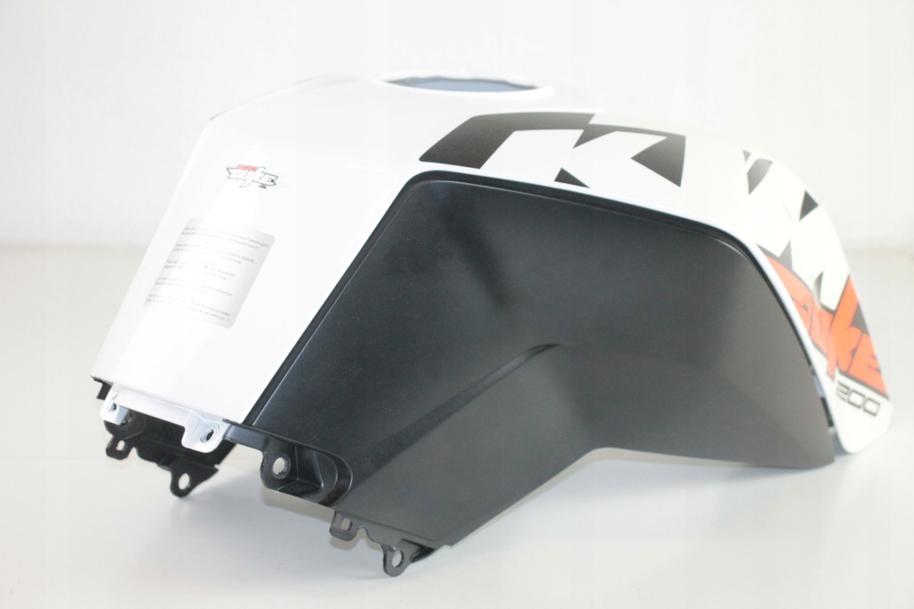 KTM DUKE 125 200 11-16 OVERLAY CAPAC REZERVOR CARENARE REZERVOR Product image