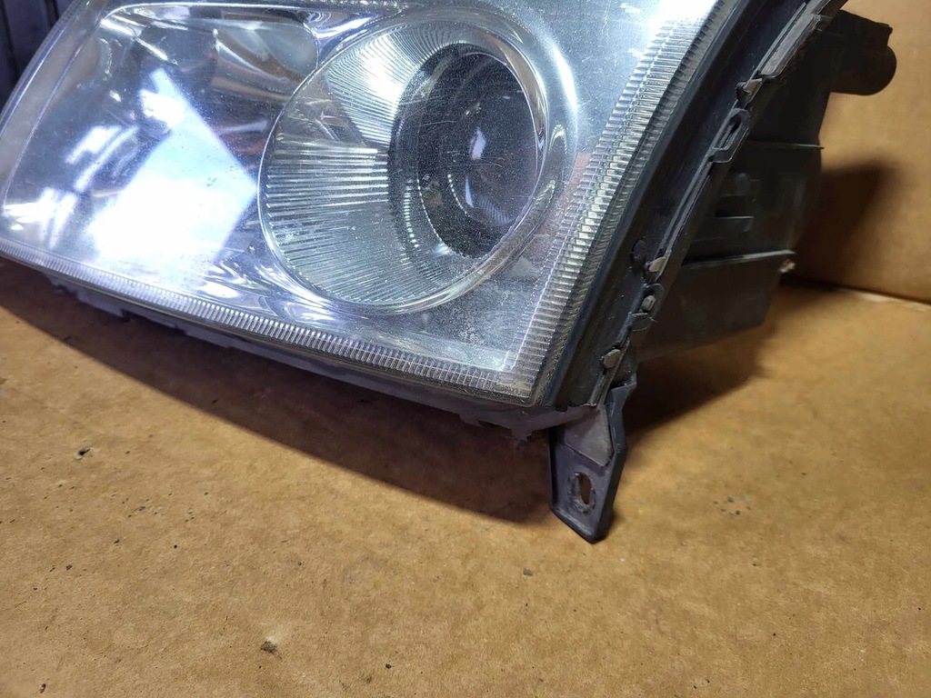 LAMPA STANGA FATA VECTRA C EUROPA Product image