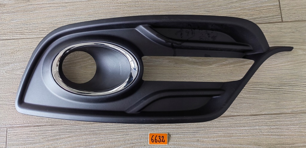 6632 GRILA BASTĂ RENAULT MEGANE III 261A32193R Product image