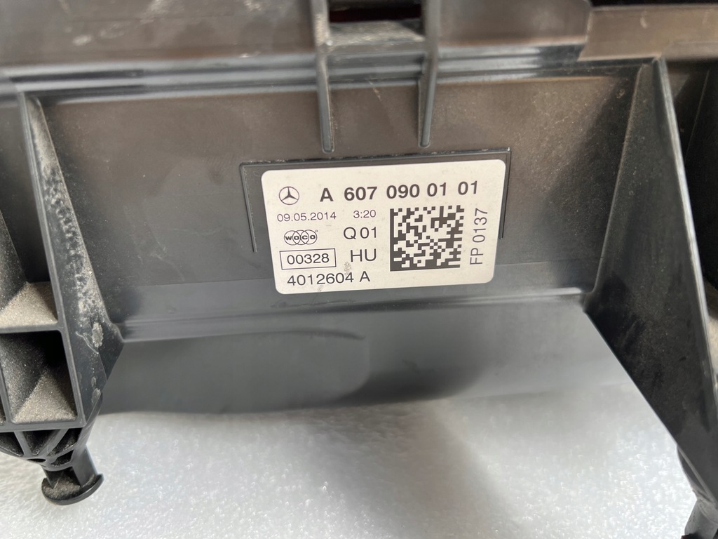 Carcasa filtrului de aer Mercedes A6070900101 Product image