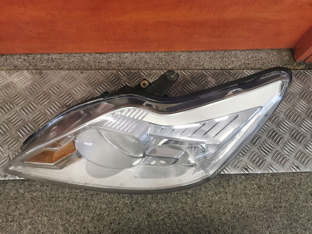 LAMPĂ FOCUS MK2 FAȚĂ STÂNGA UK 8M51-13W030-BD Product image